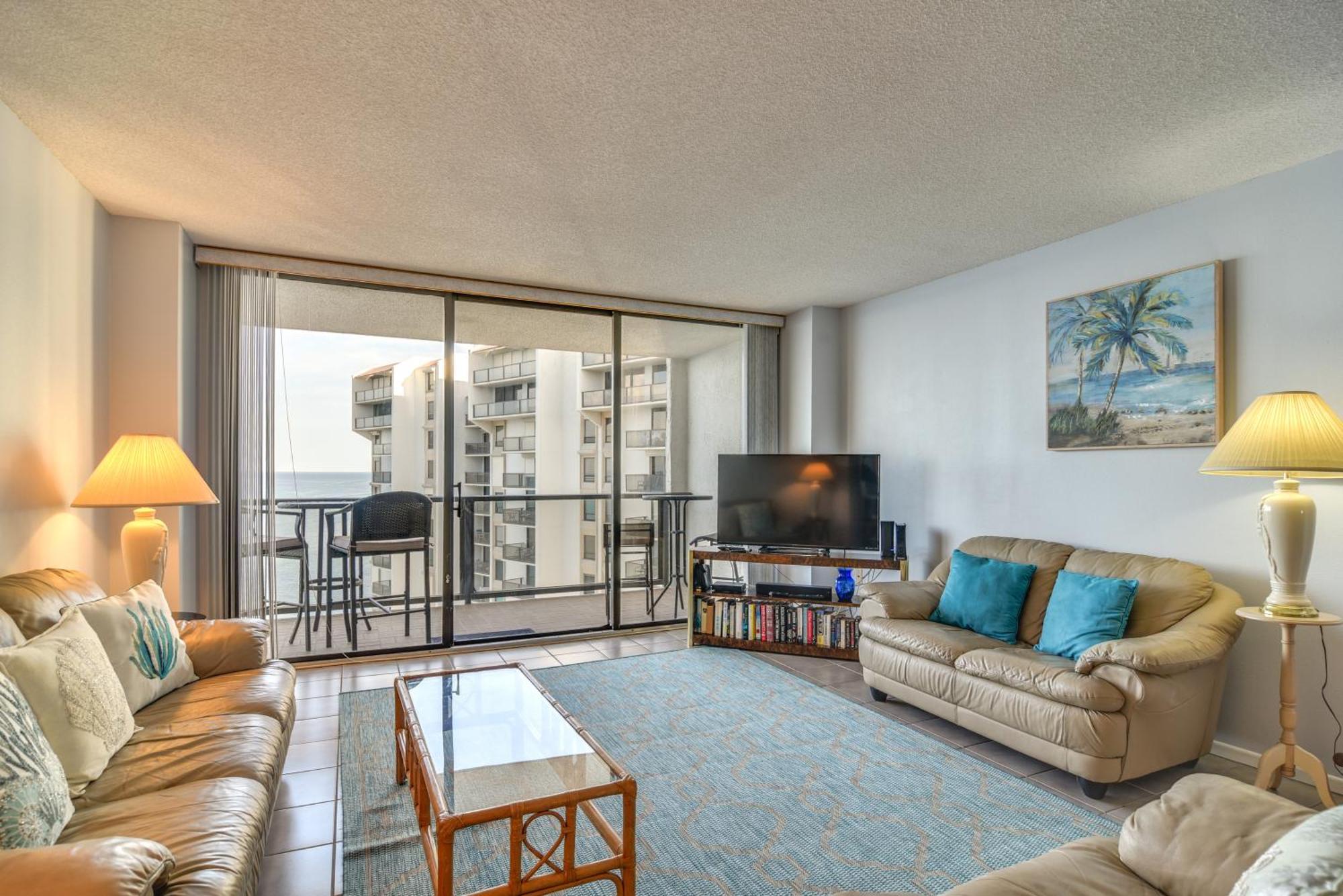 Oceanfront Condo With Balcony And Stunning Views! Clearwater Beach Bagian luar foto